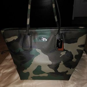 Rare print Coach camo tote